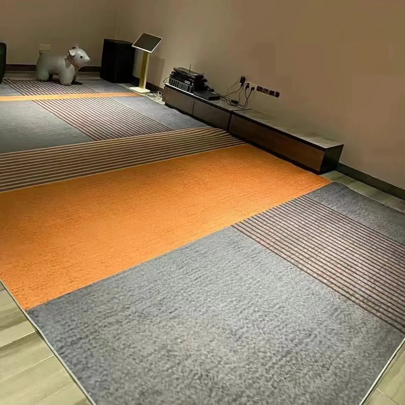 Rug - Modern Minimalist Area Rug