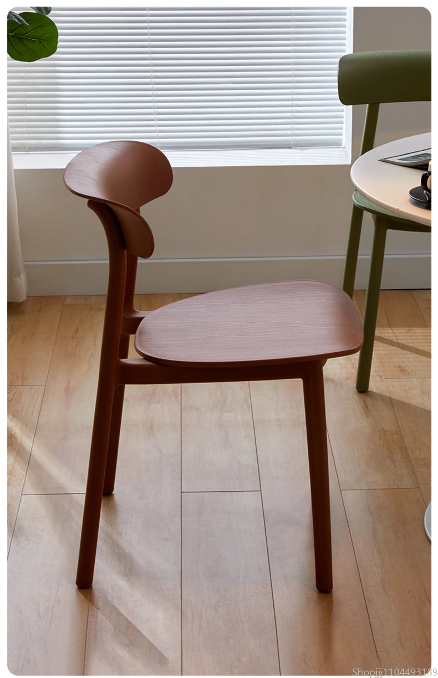 Home Decor - Modern Plastic Dining Chairs – Space-Saving Accent Chairs